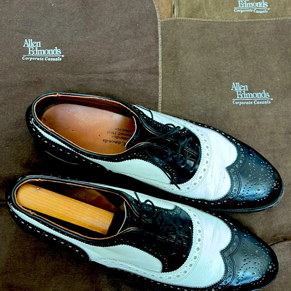 Allen Edmonds Black &
White, broad Street Spectator, Oxford